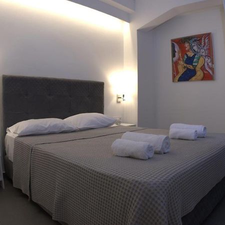 Synathens II - Apartments & Studios Exteriör bild